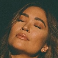 Jordan Yorn Naken