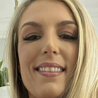 Joslyn Jane Naken