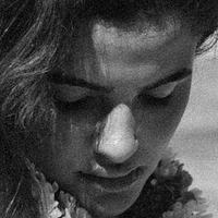Julia Muniz Robinson Naken
