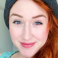 Julia Nilon Naken