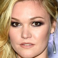 Julia Stiles Naken