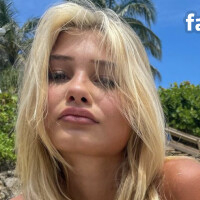 Juliabrookec Naken
