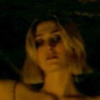 Julie Gayet Naken
