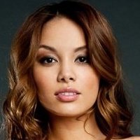 Justene Jaro Naken