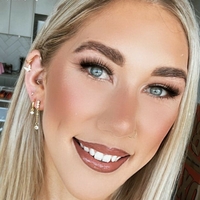 Kara Skip Naken