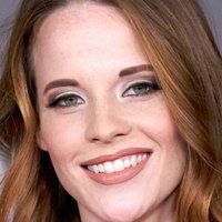 Katie Leclerc Naken
