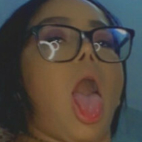 KcKqueen Naken
