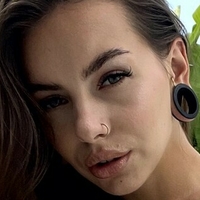 Kendra Lane Naken