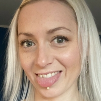 Kimber Benton Naken