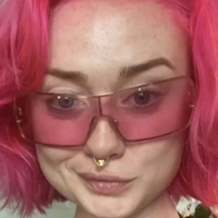 Kkwhite_ Naken