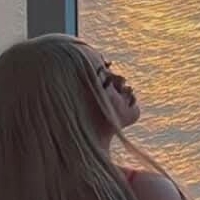Kyysluttyy Naken