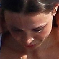 Lara Leito Naken