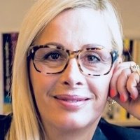 Laura Colquhoun Naken