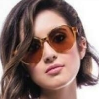 Laura Marano Ai Porn Naken