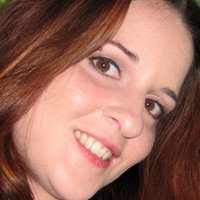 Laura Reilly Naken