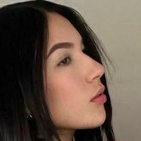 Laura02av Naken