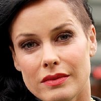Lene Nystrøm Naken