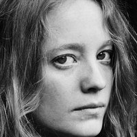 Leonie Benesch Naken