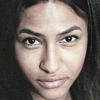 Léonie Simaga Naken