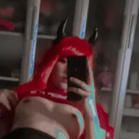 Liaadinkley Naken