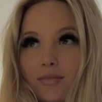 Lillixn Naken