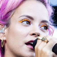 Lily Allen Naken