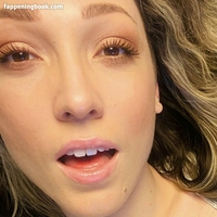 lilylabeau Naken