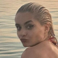 linacuttsmiller Naken