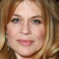 Linda Hamilton Naken
