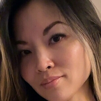 Lisa Baldwin Naken