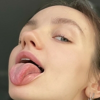 Lizy Youngy Naken