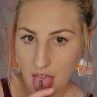 lonelygamergal Naken