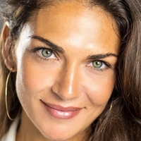 Lorena Bernal Naken