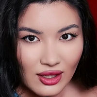 lorileen Naken