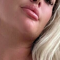 Lucy Nicholson Naken