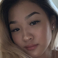 Madeline Shi Naken
