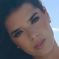 Maju Santana Naken