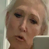 mamasuzie Naken