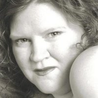 Margret Echeverria Naken