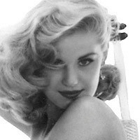 Marilyn Waltz Naken