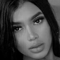 Maryely Guzman Naken