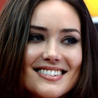 Megan Hallin Naken