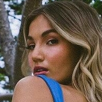 Melita Suica Naken