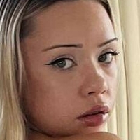 Mia Melone Naken
