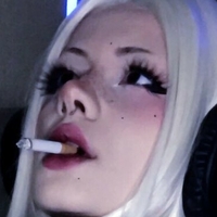 Milkyroth Naken