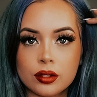 mishayla Naken