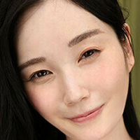 Momo Honda Naken