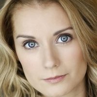 Natalie Lisinska Naken
