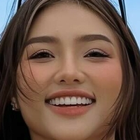 Ngann Nguyen Naken