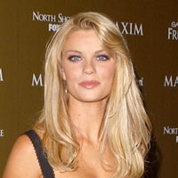 Nichole Hiltz Naken